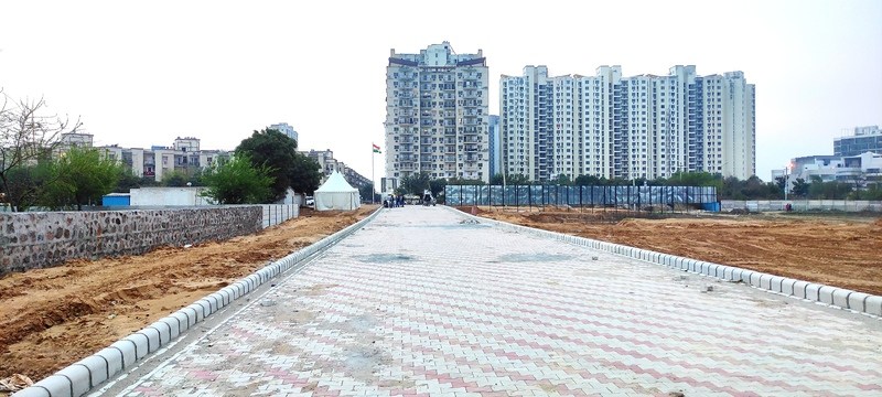 Deen Dayal Plots / Sector 95